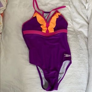 Girls speedo swimsuit
